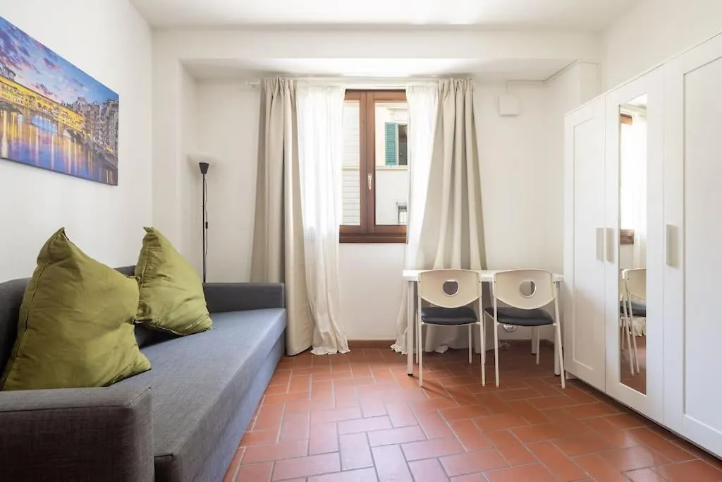 Cute One Bedroom Apartment In Florence Outside Ztl-1